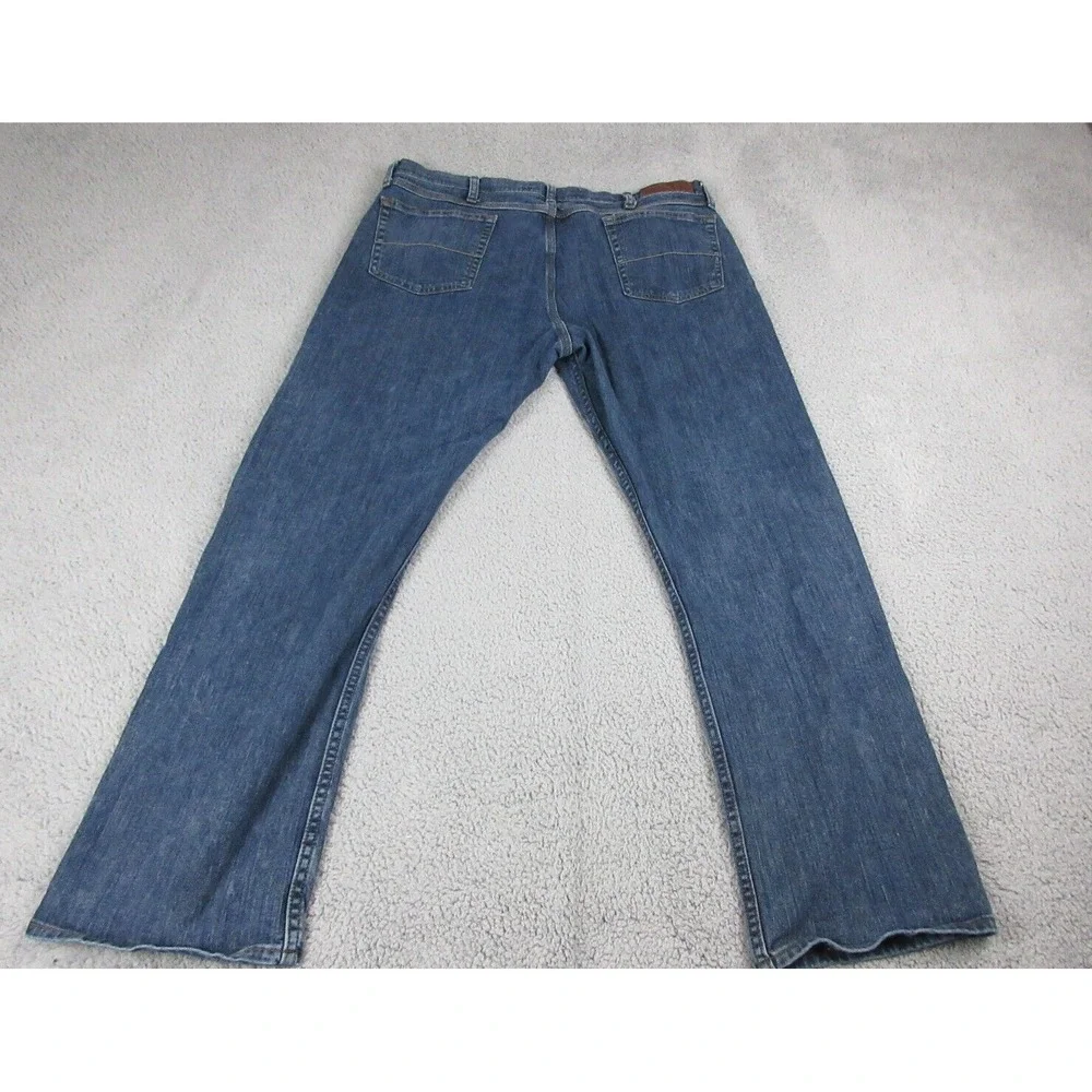 Wrangler Straight Fit Jeans Mens 38x30 Blue Medium Wash Stretch Denim Pants